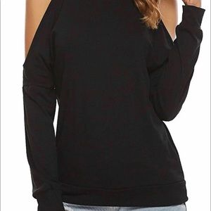 Cold shoulder tee SZ small